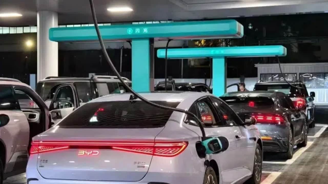 9 dakikada şarj! 10 bininci istasyon açıldı