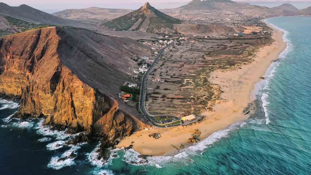 Foto - 9 kilometrelik altın kumsala sahip! Avrupa’nın gizli adası ortaya çıktı