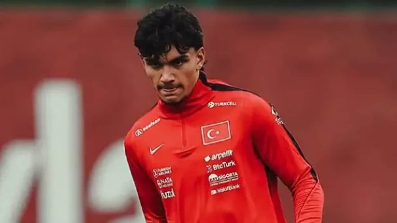 Foto - A Milli Yıldız Kadıköy yolunda! Galatasaray istedi Fenerbahçe alıyor