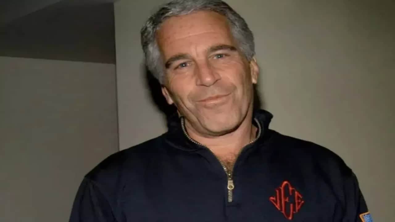 Foto - ABD bu defa çok kötü köşeye sıkışacak! Sübyancı Epstein’ın dosyasından çıkan bu belge ortalığı fena karıştıracak