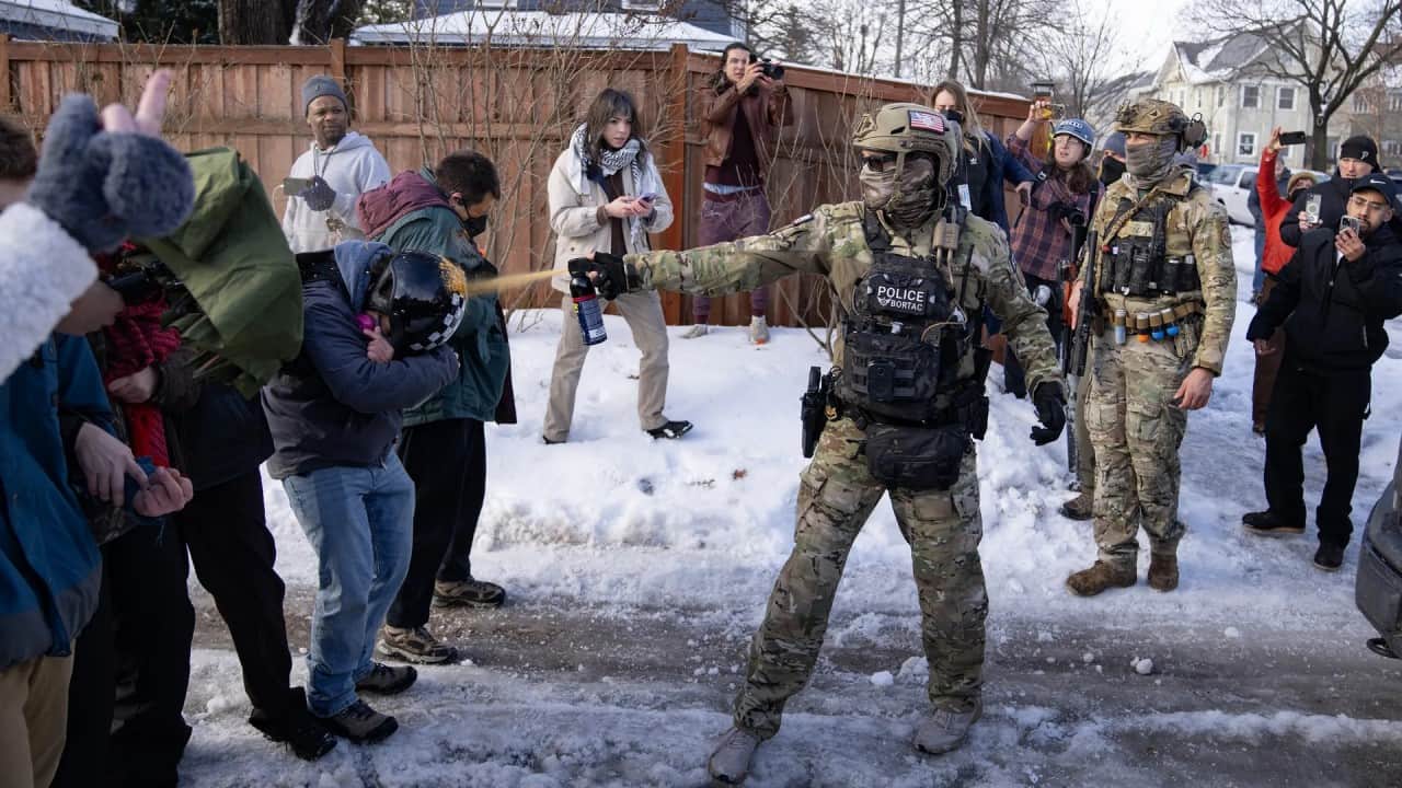 Foto - ABD'de göçmenlere yönelik operasyonlar sırasında 4 kişi hayatını kaybetti ICE katilleri 13 kişiyi vurdu