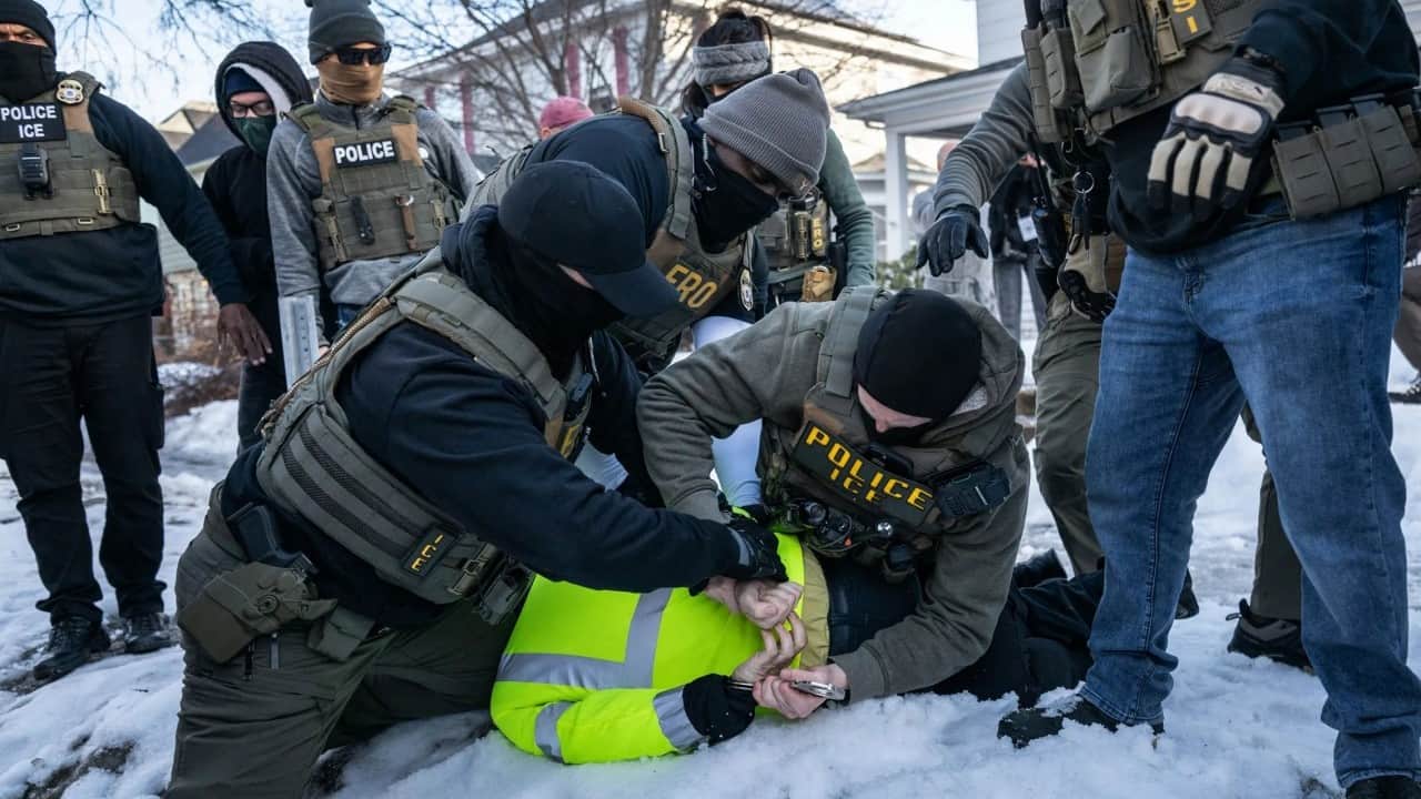 Foto - ABD'de göçmenlere yönelik operasyonlar sırasında 4 kişi hayatını kaybetti ICE katilleri 13 kişiyi vurdu