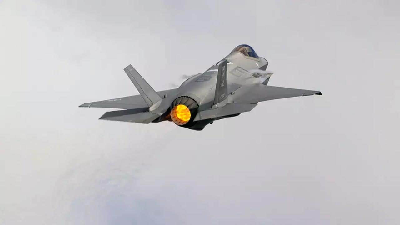 Foto - ABD'li uzman yerden yere vurdu! Lobilere aldırmayıp F-35'i gömdü
