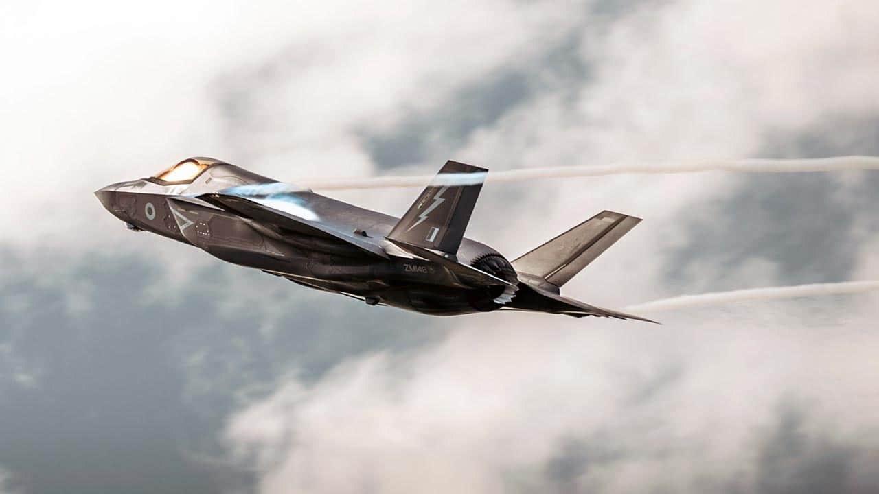 Foto - ABD'li uzman yerden yere vurdu! Lobilere aldırmayıp F-35'i gömdü
