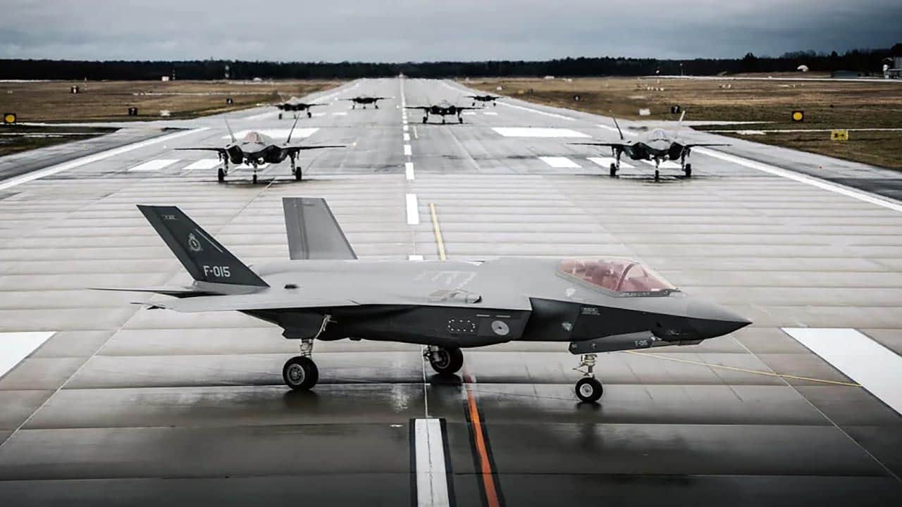 Foto - ABD'li uzman yerden yere vurdu! Lobilere aldırmayıp F-35'i gömdü