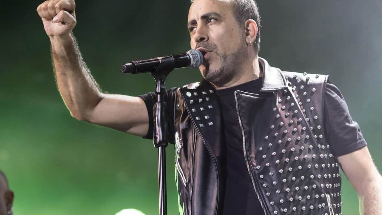 Foto - Adam resmen herkesi soyup soğana çevirmiş! Haluk Levent, ünlü iş adamını da "öğrenci yurdu" yalanıyla dolandırmış