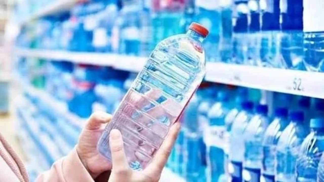 Foto - Adı büyük bir skandala karışmıştı:Türkiye'de büyük rağbet gören ünlü su markası satıldı