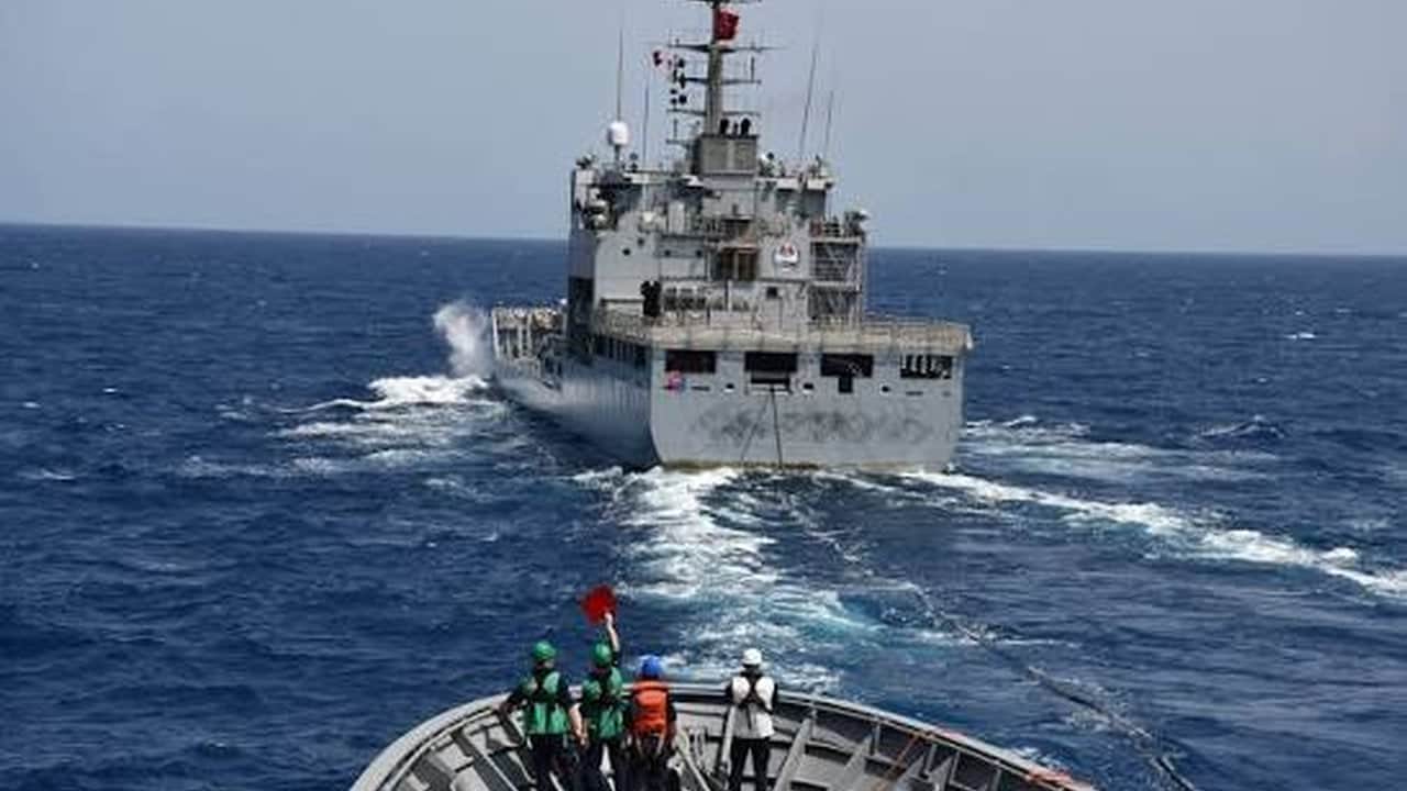 Foto - Afrika’da Türk rüzgarı: Enerji filomuzu koruyan TCG Göksu, Mogadişu’yu ablukaya aldı