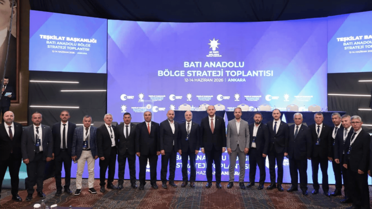 Foto - Afyonkarahisar AK Parti teşkilatı Batı Anadolu Bölge Strateji Toplantısına katıldı