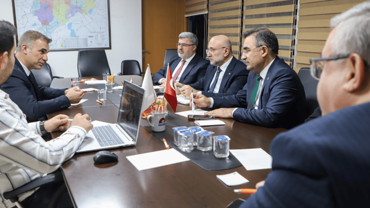 Foto - Afyonkarahisar'da enerji ve doğalgaz yatırımları masaya yatırıldı