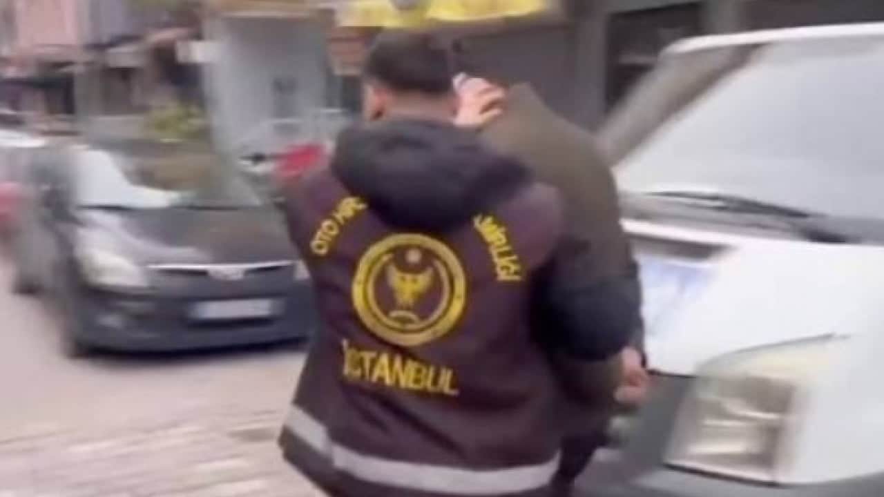 Foto - Ağır hasarlı araçları ‘change’ yaparak satıyorlardı! Vatandaşları dolandıran örgüte büyük darbe