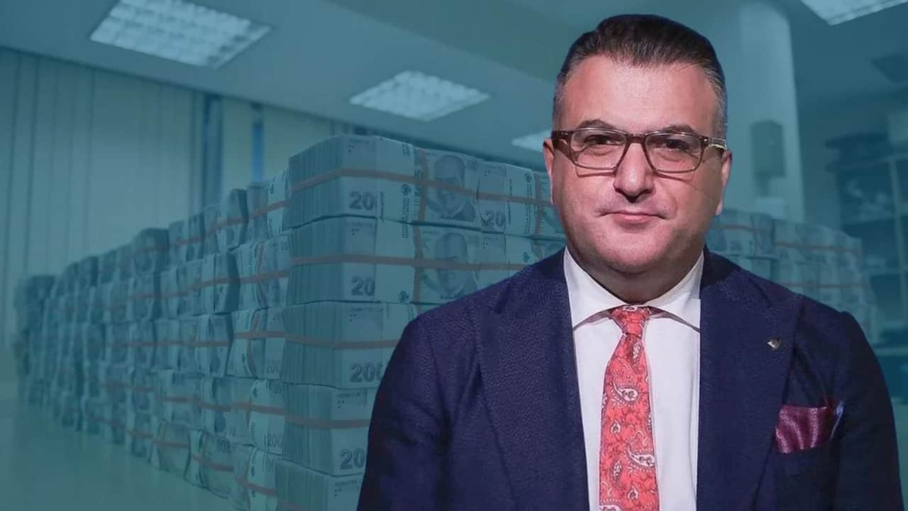 Foto - Ağızlar bir karış açık kaldı! Cem Küçük için "Bunu da mı yaptın" dedirten iddia