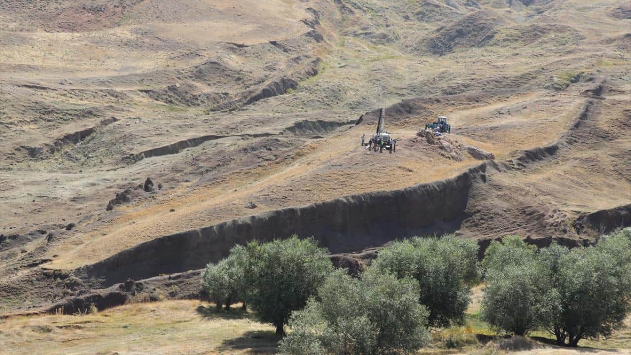 Foto - Ağrı’da kayıt altına alıyorlar! Nuh'un Gemisi uluslararası belgesellere konu oldu