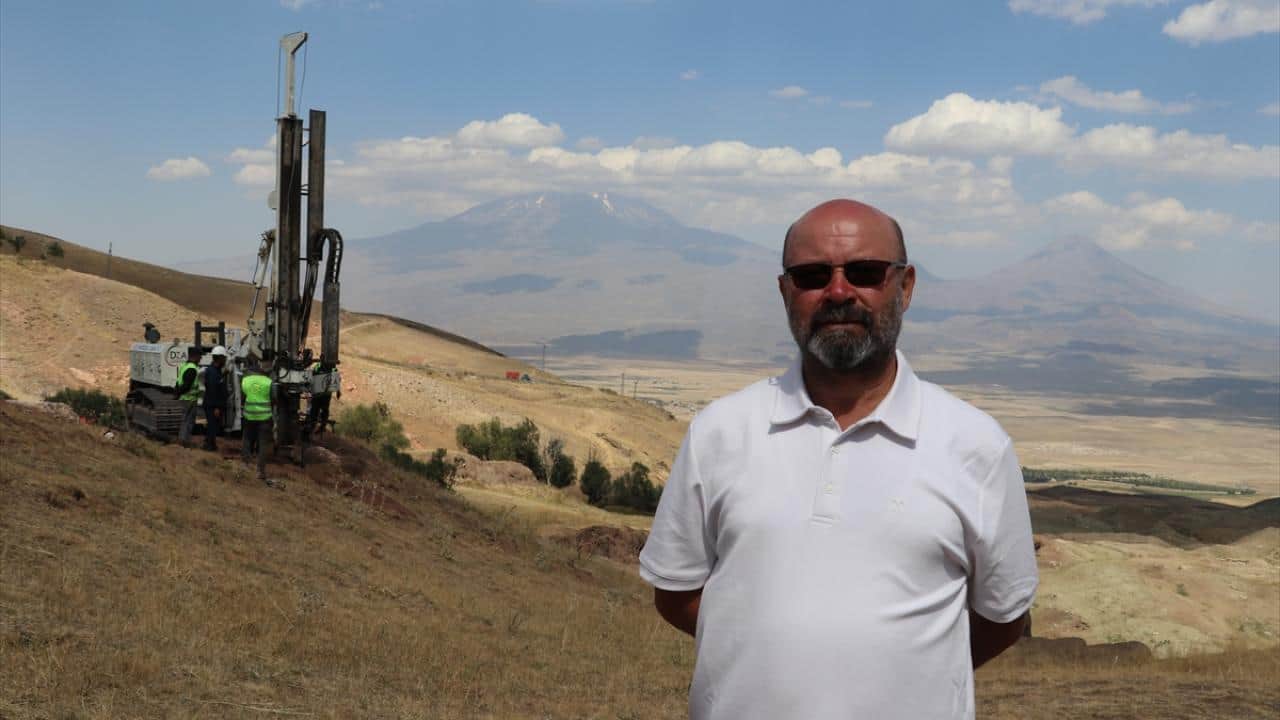 Foto - Ağrı’da kayıt altına alıyorlar! Nuh'un Gemisi uluslararası belgesellere konu oldu