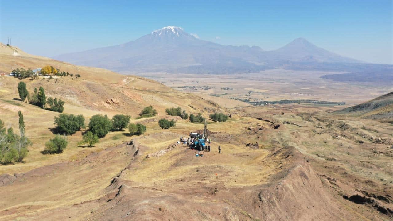 Foto - Ağrı’da kayıt altına alıyorlar! Nuh'un Gemisi uluslararası belgesellere konu oldu
