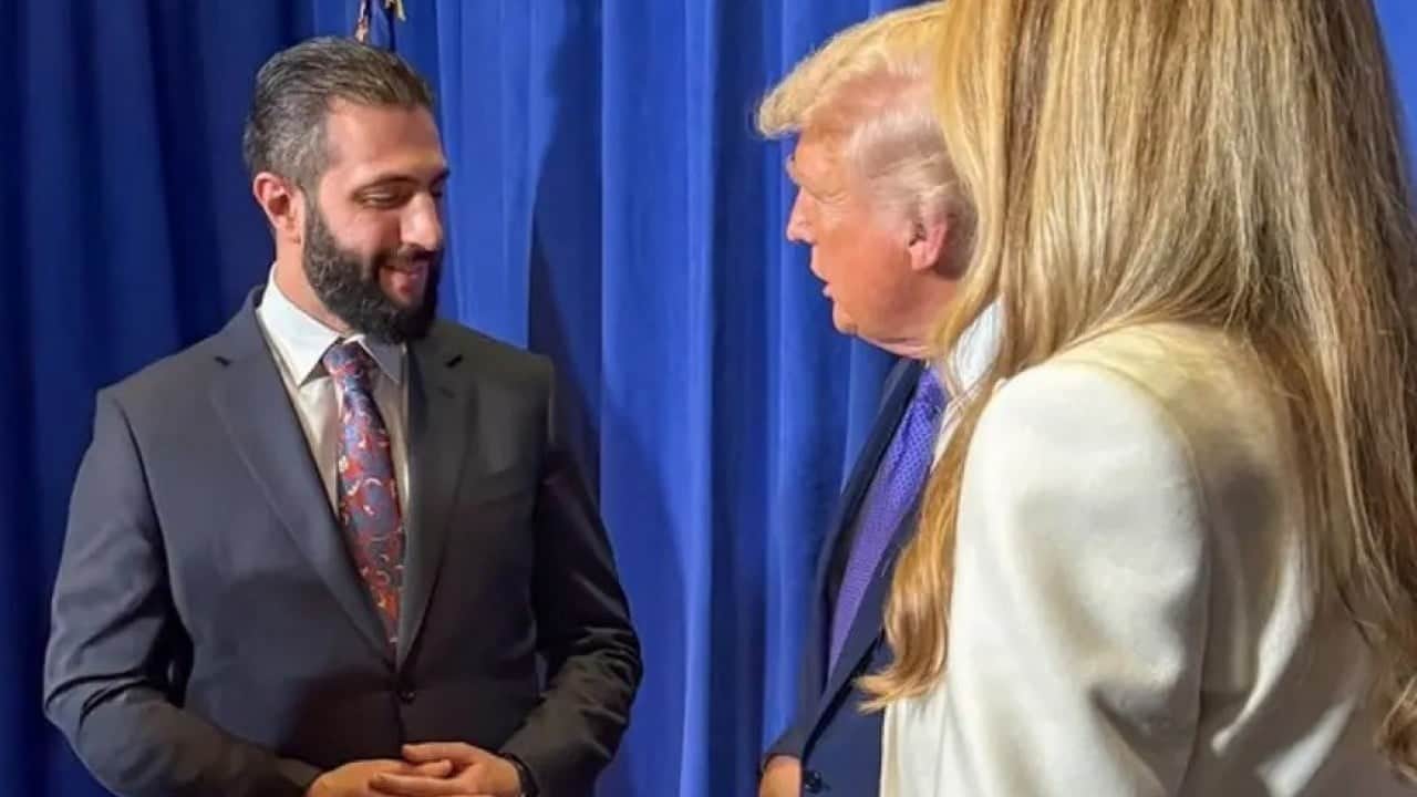 Foto - Ahmed El Şara Trump'ın yüzüne söyledi: Neden New Jersey'yi vermiyorsun?