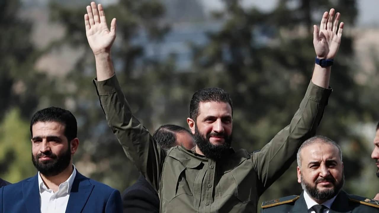 Foto - Ahmed El Şara'nın kararı kızdırdı! Türkiye'ye yakın isim istifa kararı aldı