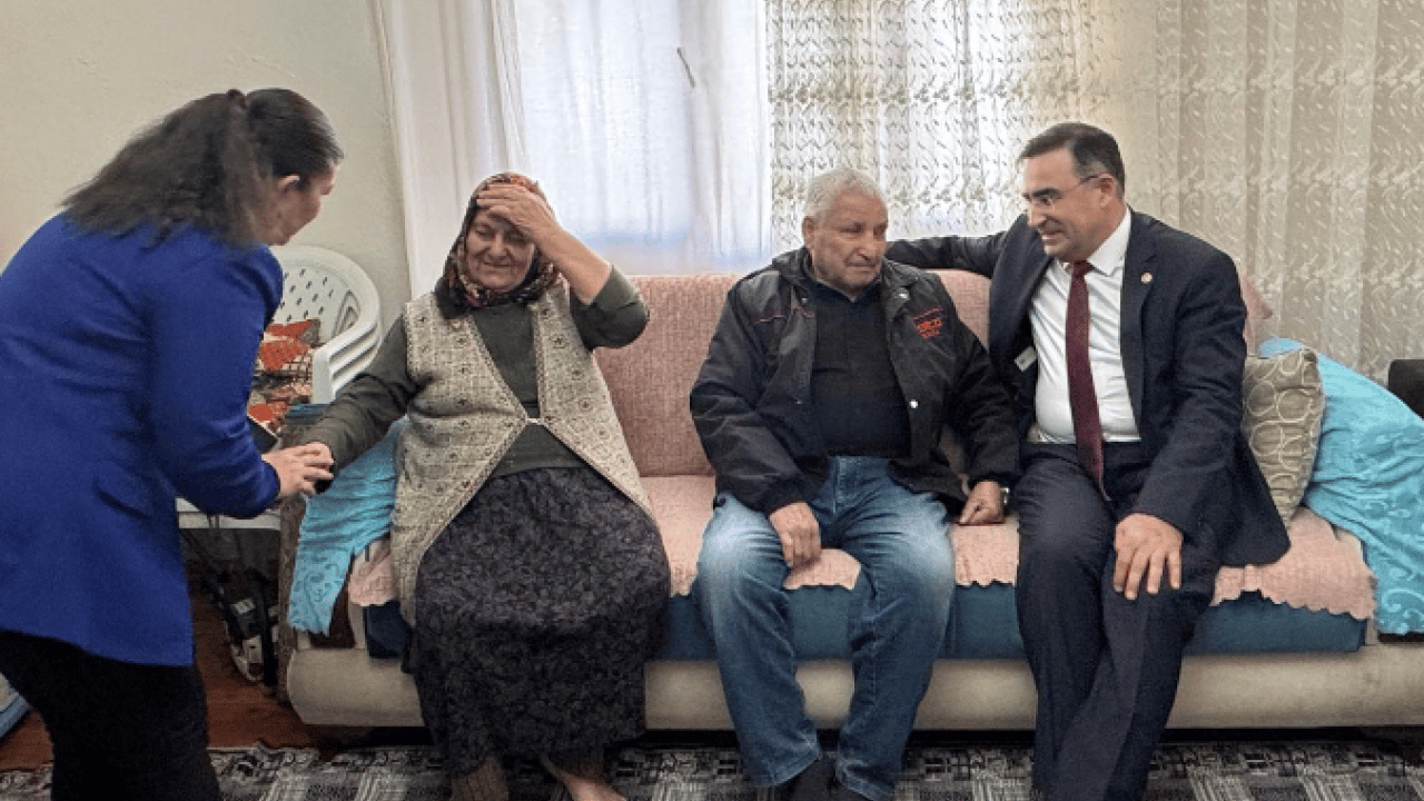 Foto - AK Parti Afyonkarahisar Milletvekili Dr. Hasan Arslan Adana’da