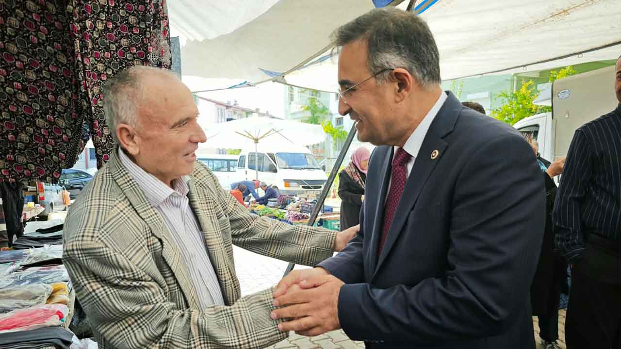 Foto - AK Parti'den Kütahya'da gönül seferberliği! Milletvekili Hasan Arslan Gediz'de esnafın kapısını çaldı, yaraları sardı!