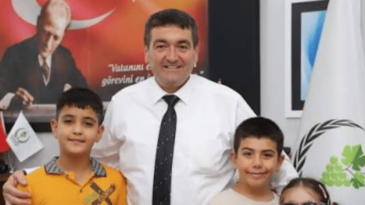 Foto - Ak Partili başkan elini makineye kaptırdı! Sağlık durumu belli oldu