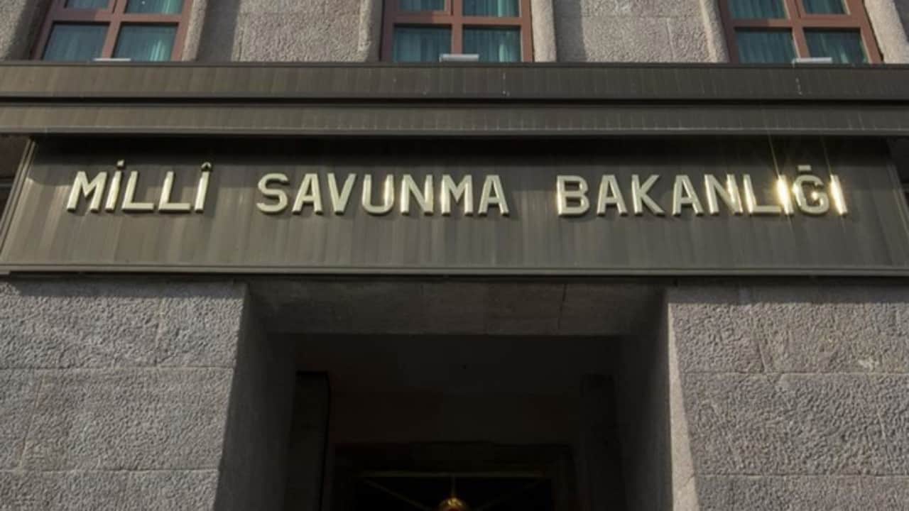 Foto - AK Partili başkan ortaya atmıştı! Tüm Türkiye’yi şaşırtan "Çiğli Jet Üssü" iddiasının aslı ortaya çıktı