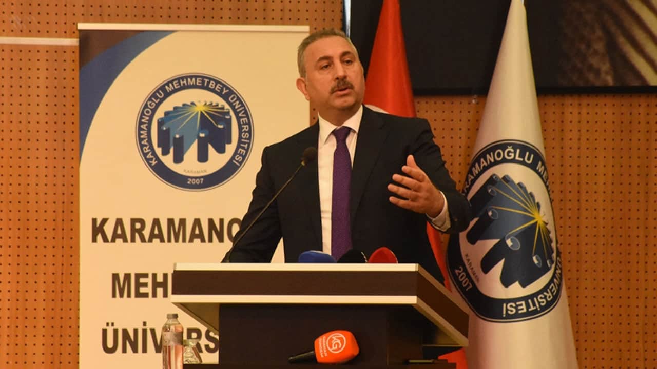 Foto - AK Partili Gül’den teröristbaşına sert tepki: Senin yerin BM kürsüsü değil sanık sandalyesi!