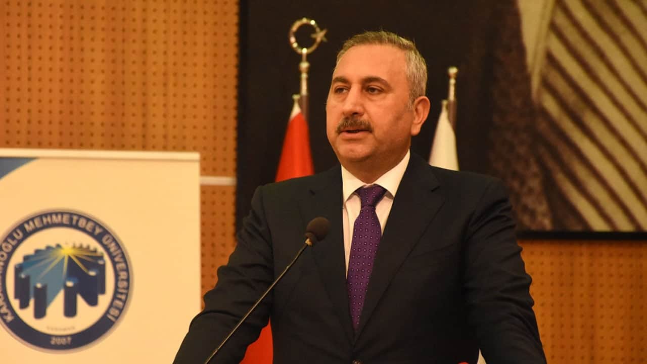 Foto - AK Partili Gül’den teröristbaşına sert tepki: Senin yerin BM kürsüsü değil sanık sandalyesi!
