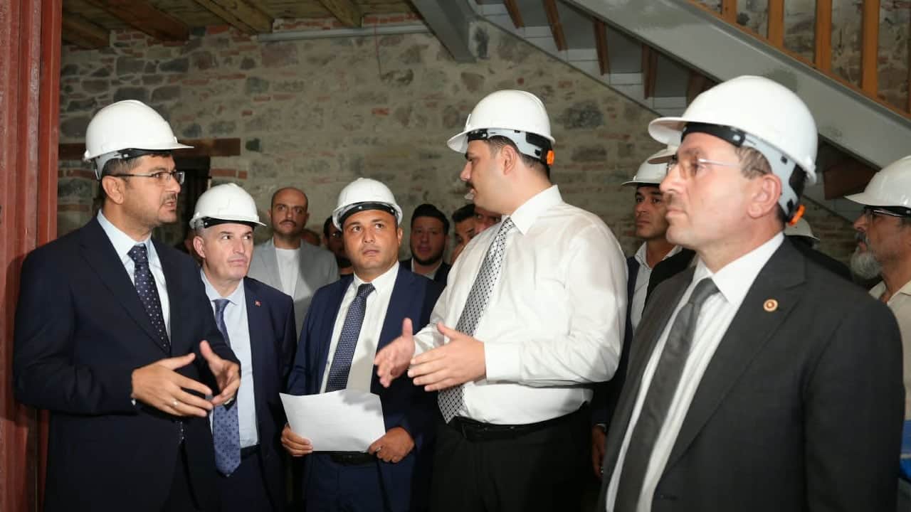 Foto - AK Parti'li İnan'dan Özgür Özel'e çağrı: Yalan ve iftiraların için özür dile 