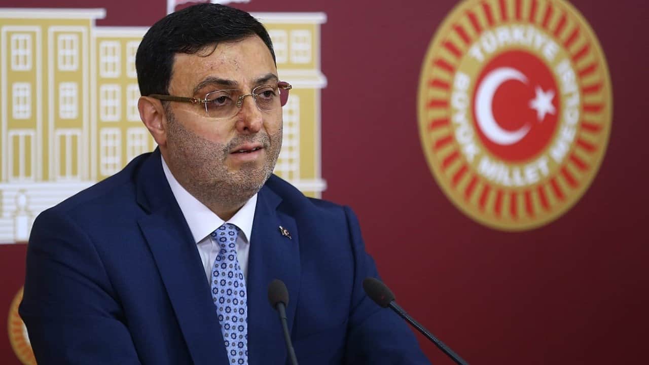 Foto - AK Partili vekil canlı yayında resmen çılgına döndü: Fatma Betül yesin diye mi?