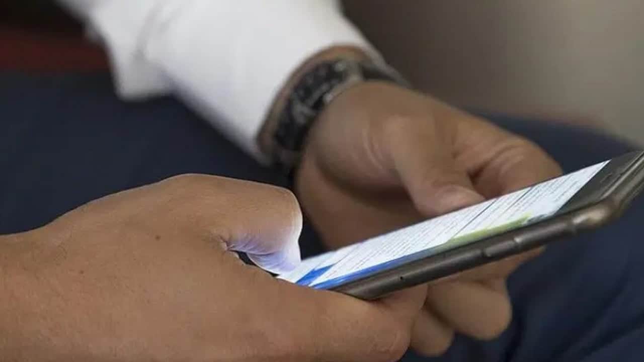 Foto - Akıllı telefonlar bizi dinliyor mu? Uygulama indirirken bu detaya dikkat