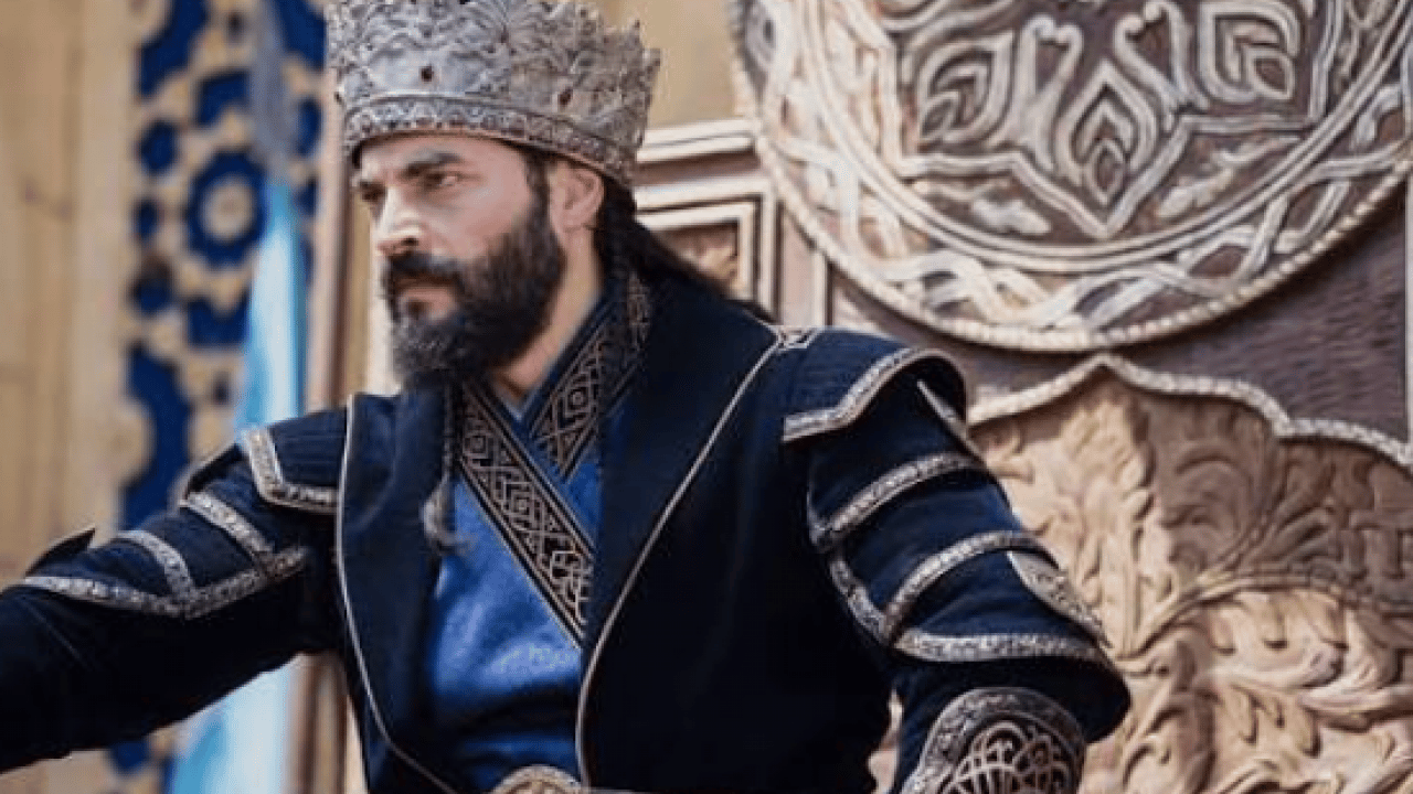 Foto - Akın Akınözü kamera karşısında: Sultan Alaeddin kostümü ilgi gördü!