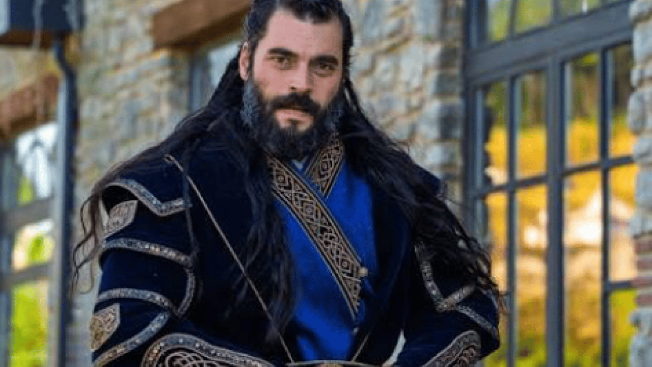 Foto - Akın Akınözü kamera karşısında: Sultan Alaeddin kostümü ilgi gördü!