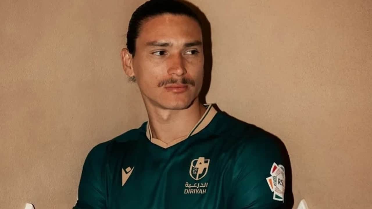  Al Diriyah imzaladı: Suudi Arabistan Darwin Nunez'i kadrosuna kattığını duyurdu 