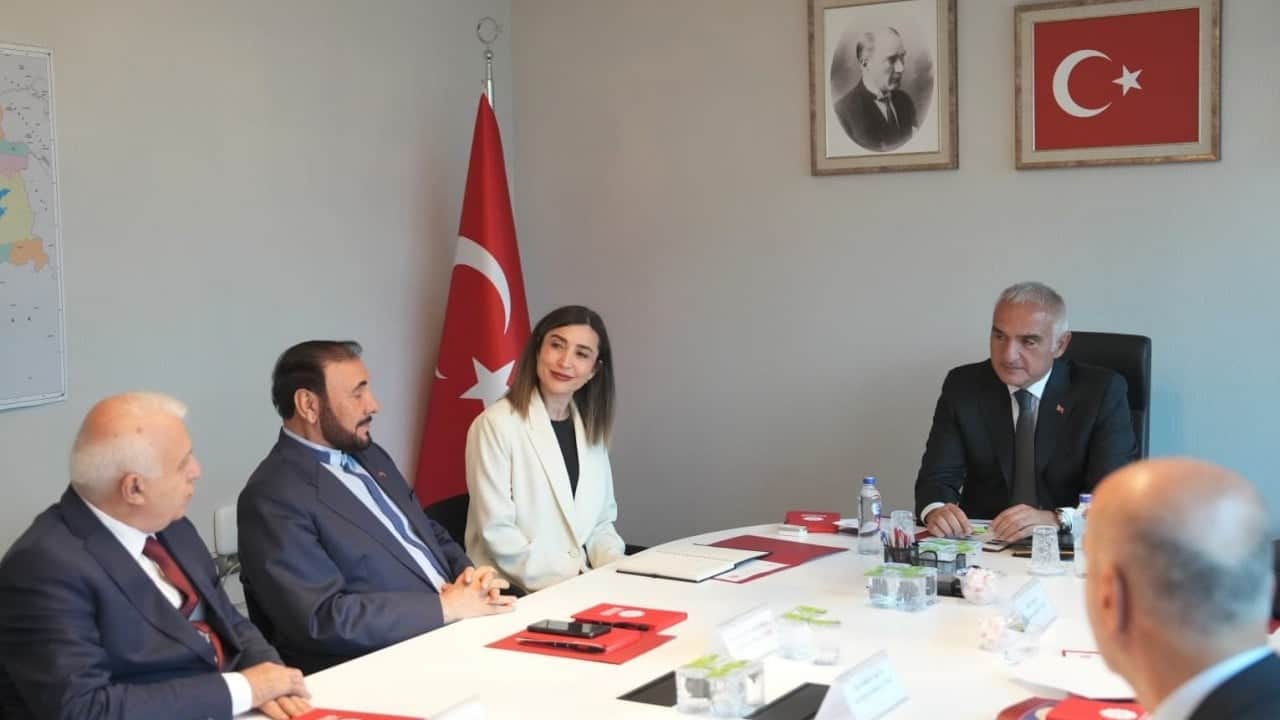 Alevi-Bektaşi Danışma Kurulu ilk toplantısını Bakan Ersoy başkanlığında gerçekleştirdi