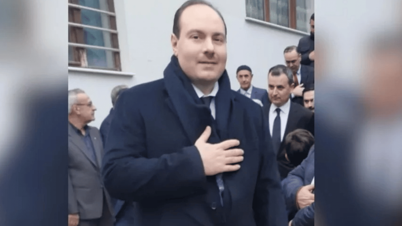 Foto - Alihan Kuriş ve İmamoğlu’nun kirli pazarlığı: Hayır paraları Almanya’ya, cemaat oyları CHP’ye satıldı