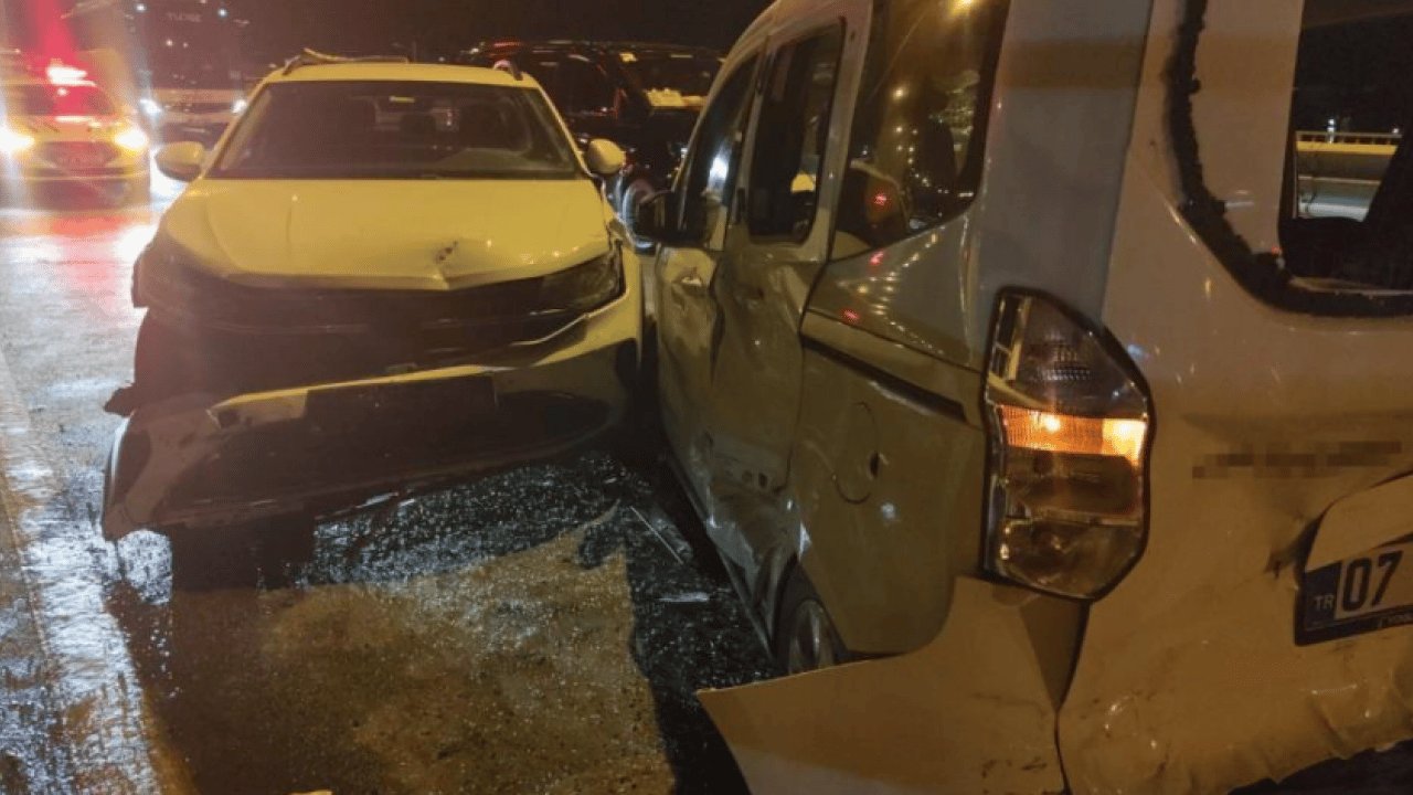 Foto - Alkolik magandaların cezaları yetersiz: 1 kişi kafayı bulacak diye 3 kişi yaralandı