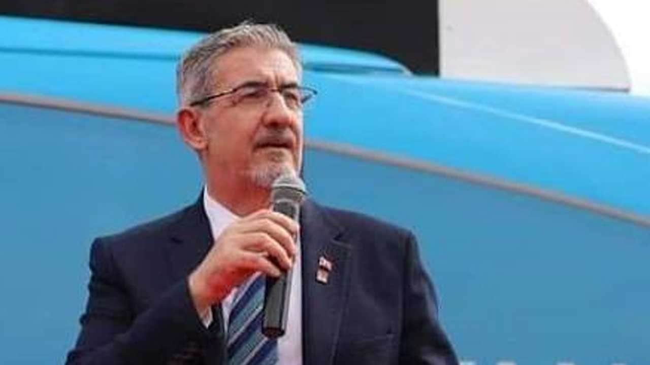 Foto - Allah Türkiye’yi bu zihniyetten korusun! Yeni Parti kongresinde kürsü kavgası