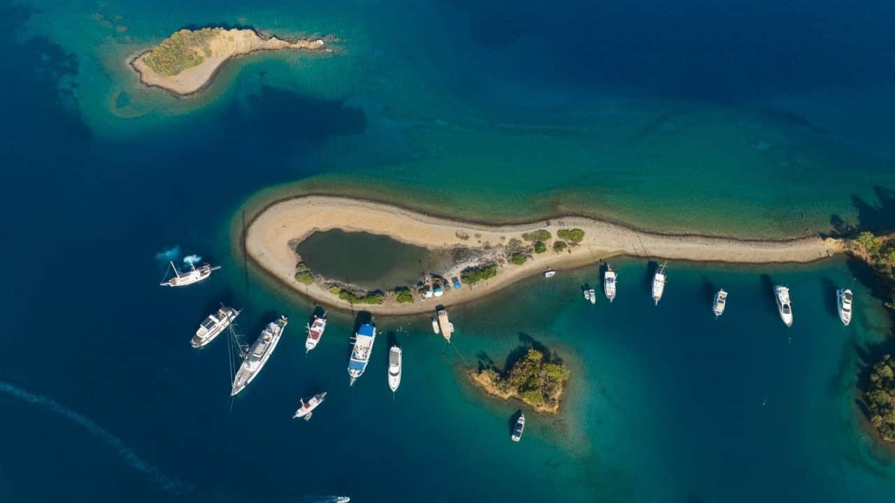 Foto - Alman, Rus, İngiliz Turistler akın akın Türkiye’ye geldi!