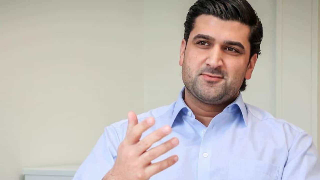 Almanya’da ringler ısınıyor, İki kemer, 10 maç, 20 boksör tek gecede sahne alıyor 