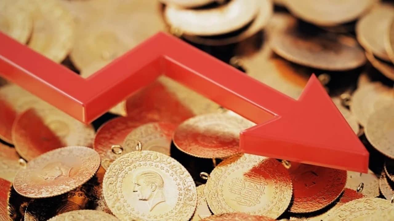 Foto - Altın piyasasında sert düşüş! Ons altın 4 bin 304 dolara gerileyerek son haftaların dip seviyesini gördü!