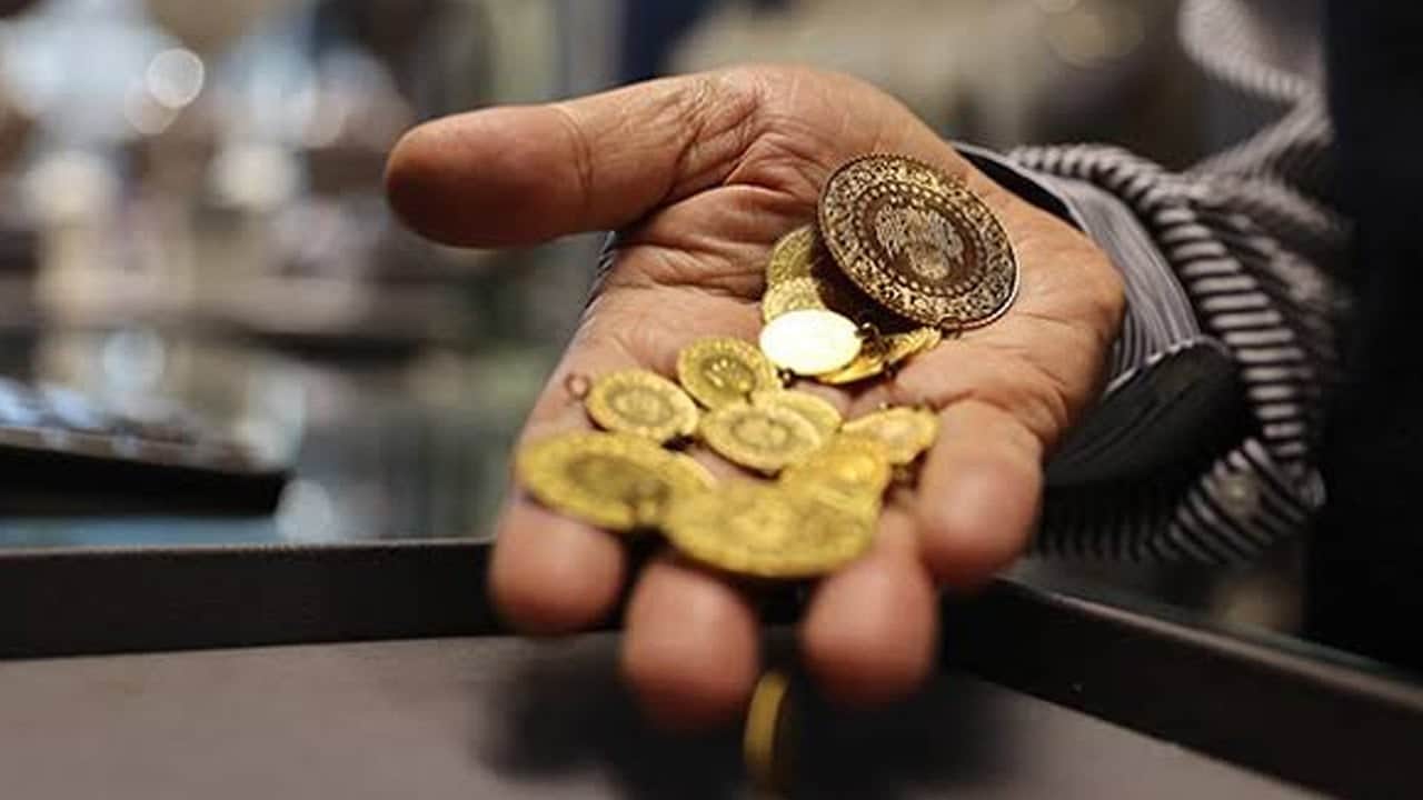 Foto - Altın resmen çakıldı! Son fiyatları görenlerin ağzı bir karış açık kaldı