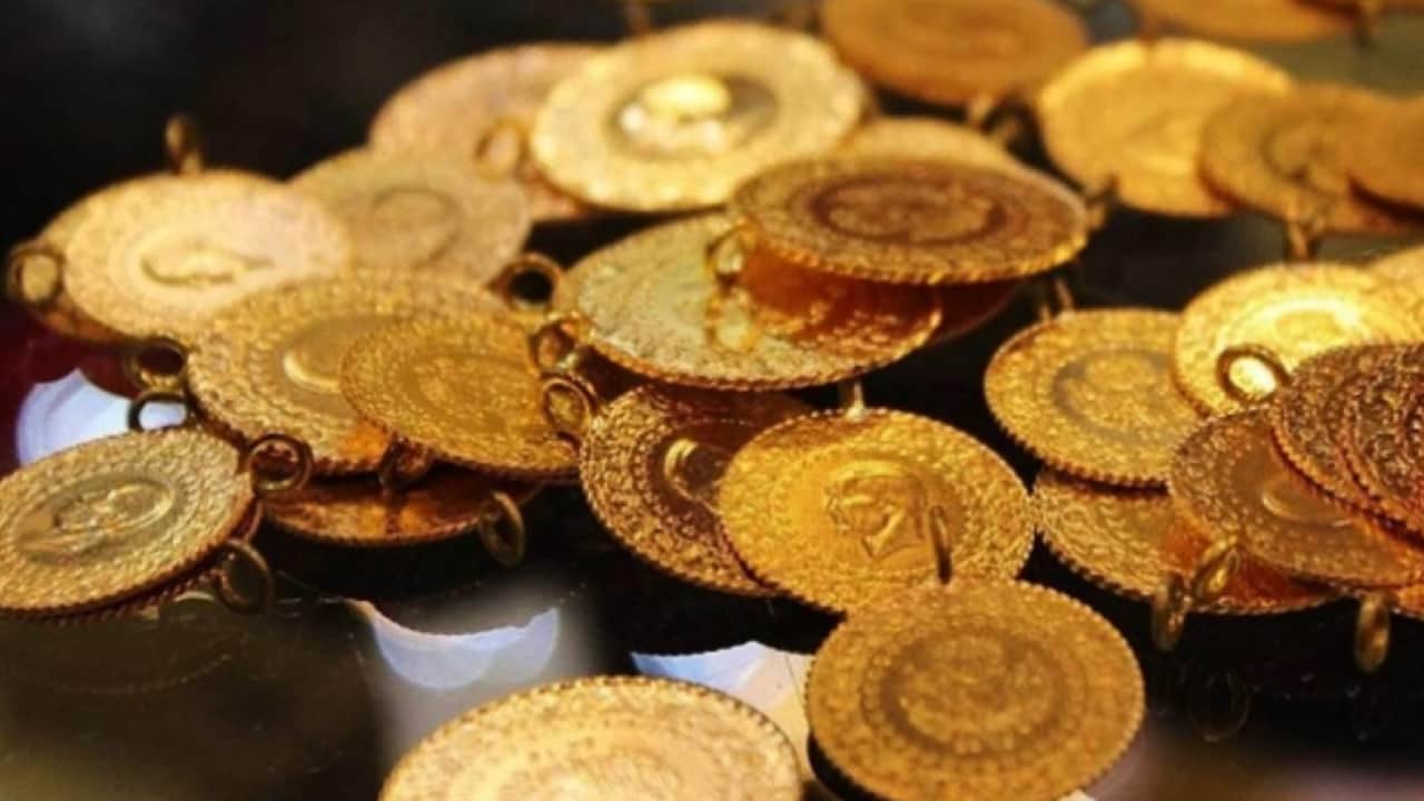 Altın yatırımcısının yüzü gülüyor: İşte ons fiyatını uçuran rekor hamle