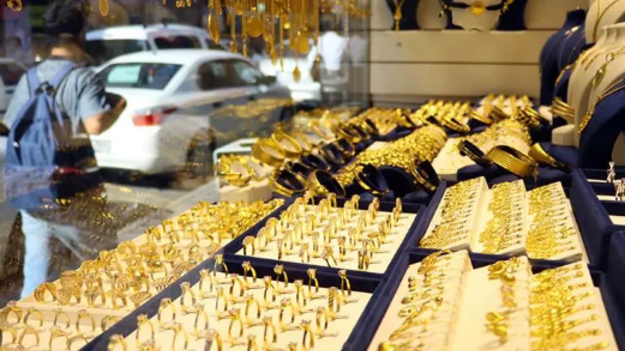 Foto - Altında baş döndüren hareket! Bir günde 125 dolarlık makas