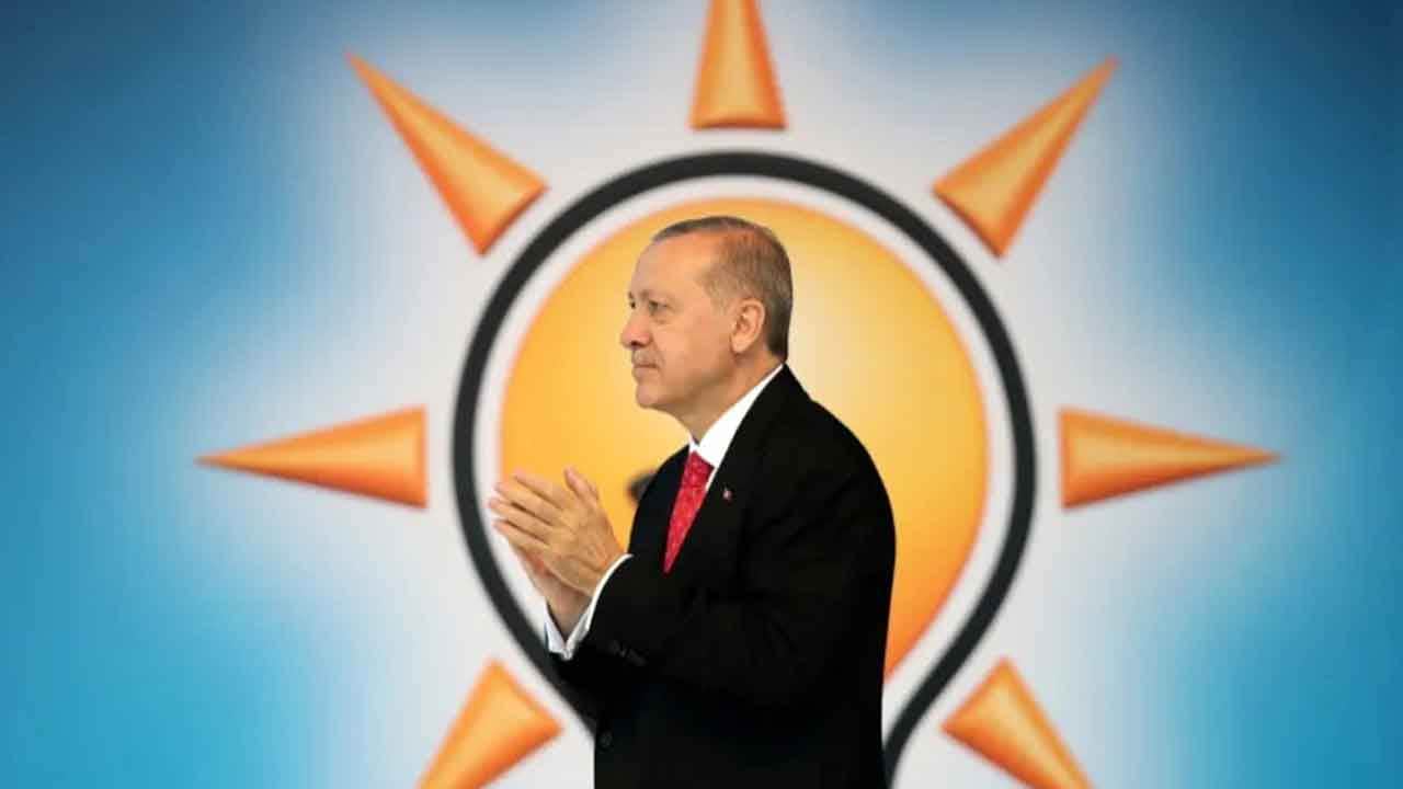 Foto - Ankara çalkalanıyor: 4 isim AK Parti'ye katılıyor, parti rozetini takmalarına saatler kaldı