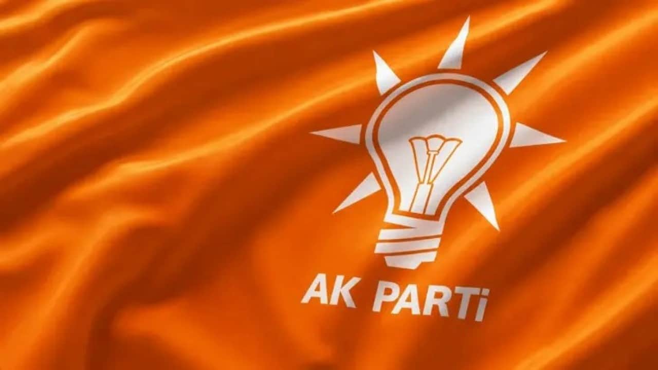 Foto - Ankara kulisleri bu iddiayla çalkalanıyor: Hiç akla gelmeyecek isim AK Parti'ye katılıyor