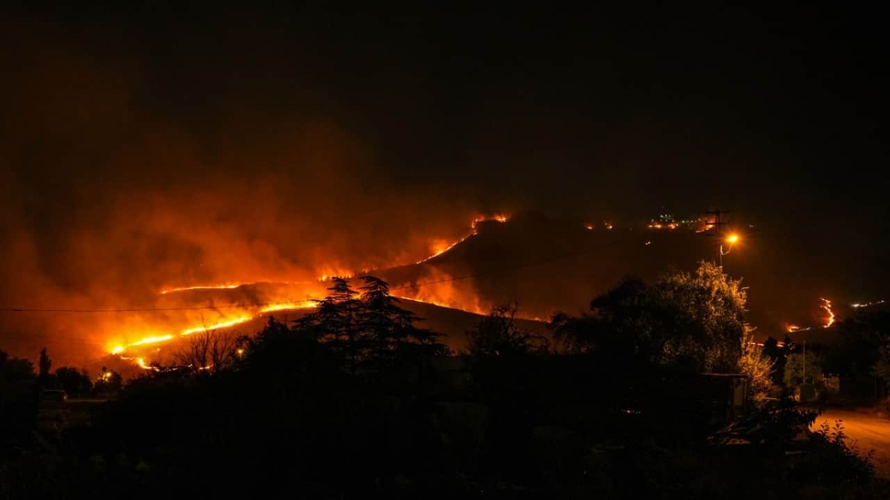 Foto - Ankara'da korkutan yangın! Bir kişi gözaltına alındı