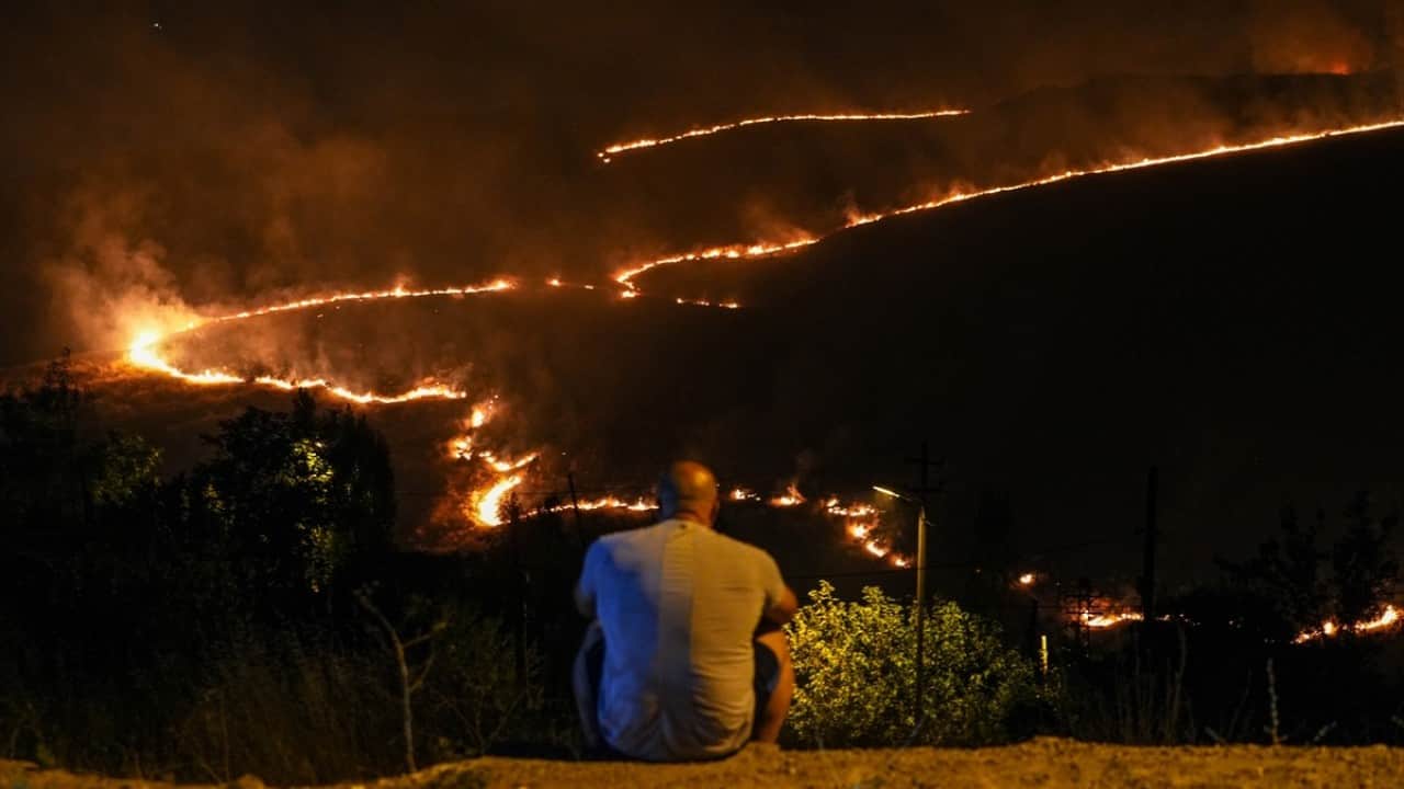Foto - Ankara'da korkutan yangın! Bir kişi gözaltına alındı