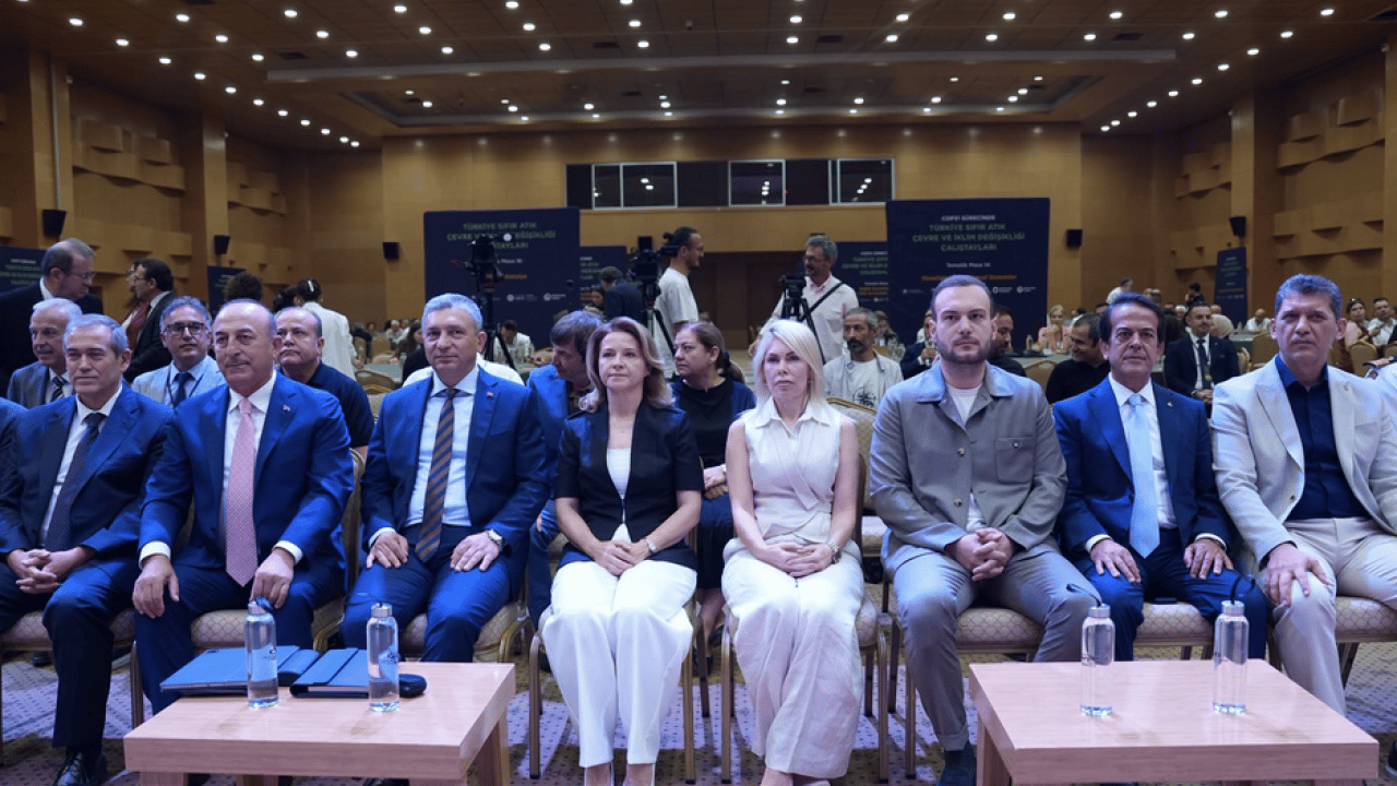 Foto - Antalya'da sıfır atık, çevre ve iklim değişikliği çalıştayı düzenlendi