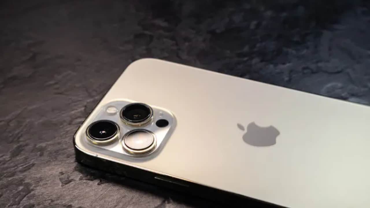 Apple İphone kullanıcılarına para ödeyecek: İşte nedeni!