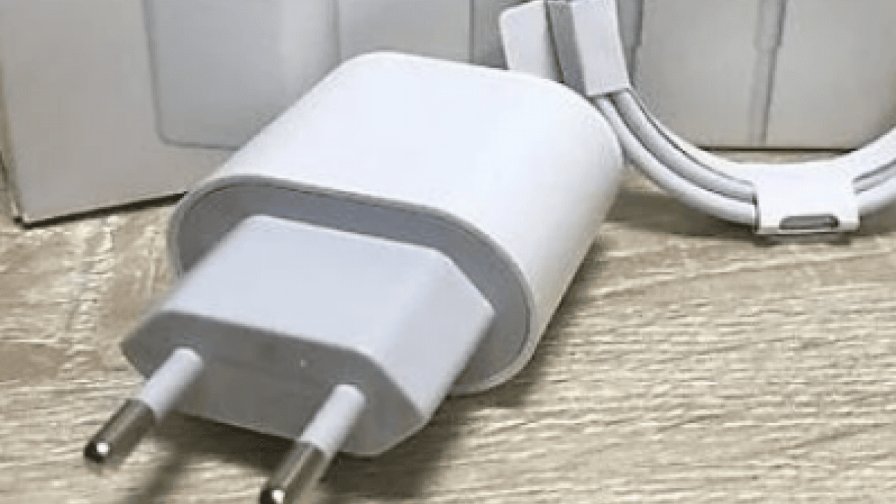 Foto - Apple yeni dinamik şarj adaptörünü Türkiye’de satışa sundu...